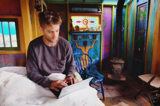 22430368_1735679593407675_6385306391241818112_n(1)